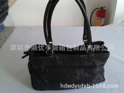 女式手提包 新款供應真皮車縫線女包 黑色百搭歐美潮流個性包包-深圳市鼎優手袋箱包制品提供女式手提包 新款供應真皮車縫線女包 黑色百搭歐美潮流個性包包的相關介紹、產品、服務、圖片、價格深圳市鼎優手袋箱包制品、拉桿箱包、手袋等等、皮具、紡織品、服裝服飾的購銷